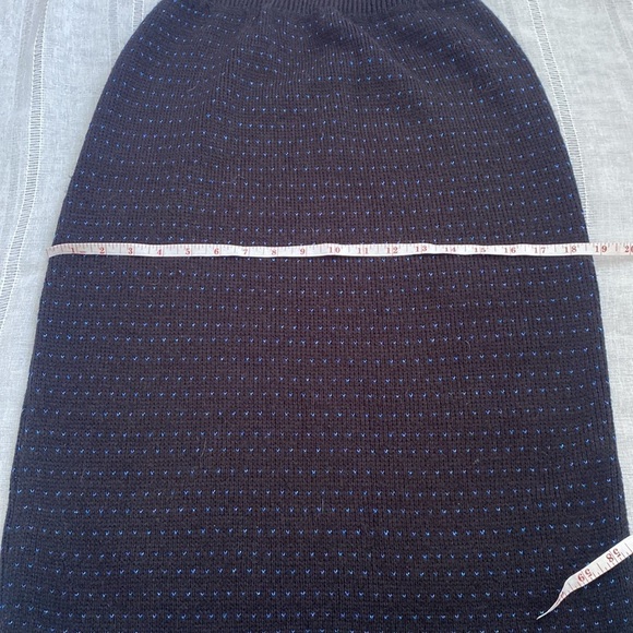 Vintage Ellen D Kollection pencil sweater skirt with sparkle blue thread design. - Picture 5 of 7